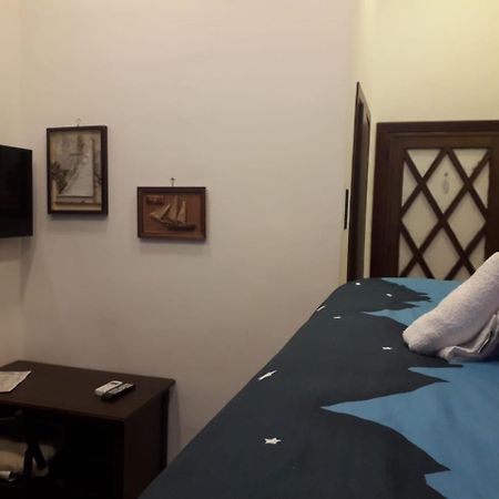 نابولي Room Don Carlo المظهر الخارجي الصورة