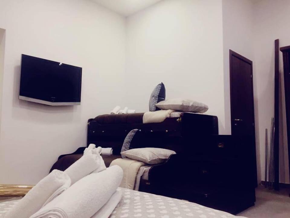 نابولي Room Don Carlo المظهر الخارجي الصورة